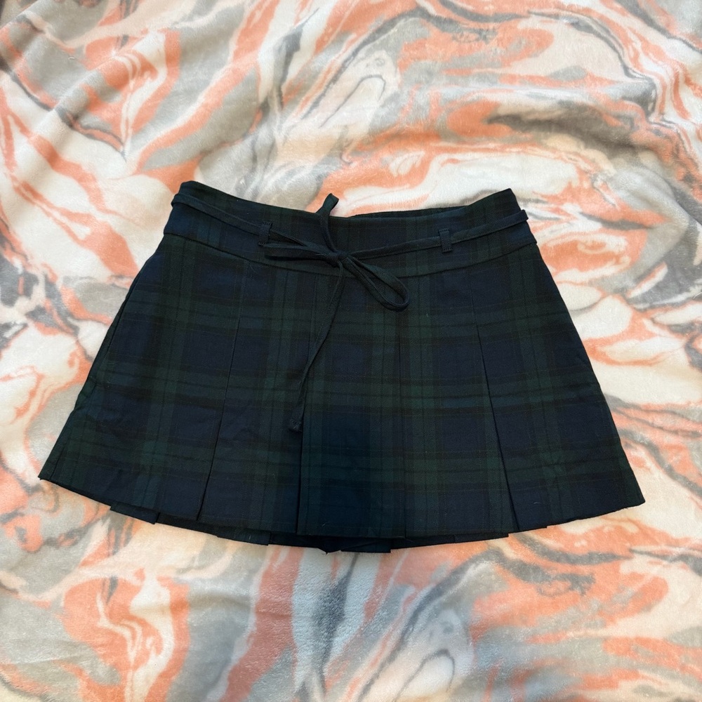 Hollister Plaid Pleated Mini Skirt with Tie Waist - Navy/Green size S